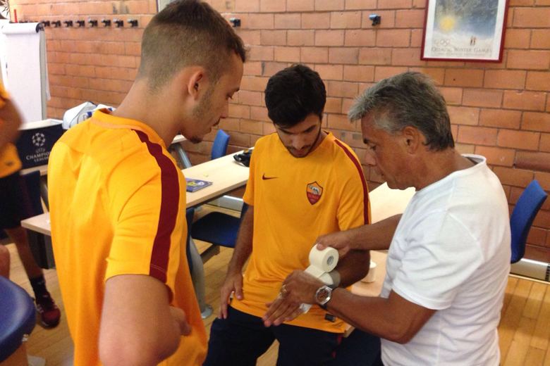 formazione-dei-fisioterapisti-della-scuola-calcio-as-roma